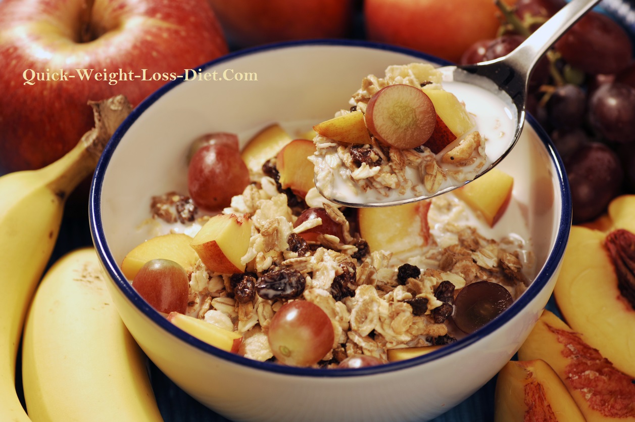 healthy_high_fibre_cereal_with_fruit