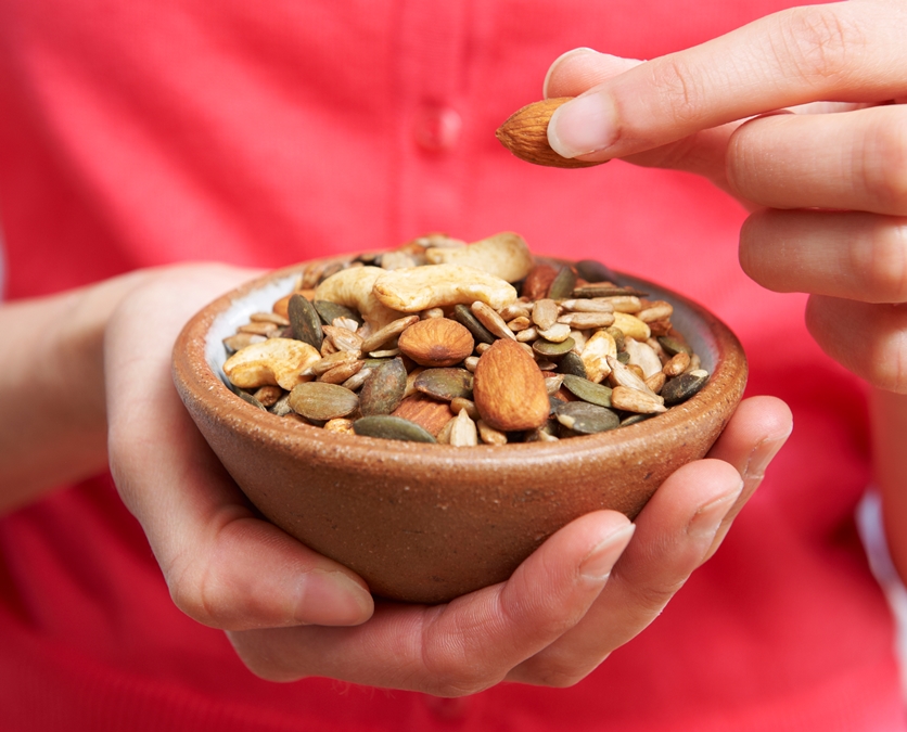 ketogenic-diet-nuts-and-seeds