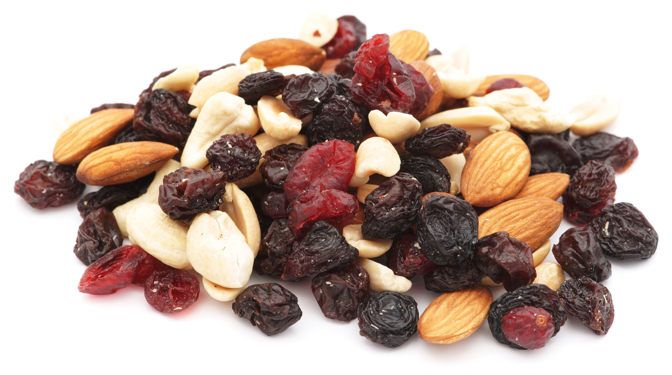 dried-fruit-and-nuts